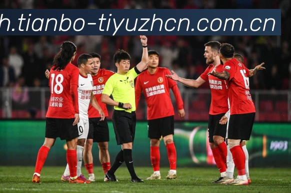 克洛泽足球生涯高光与竞技价值解析:最新赛事动态与深度分析 克洛泽足球生涯高光与竞技价值解析:最新赛事动态与深度分析